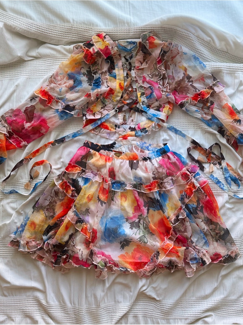 L'ATISTE Multi-Color Floral V-Neck Ruffle Mini Dress - Picture 4 of 5
